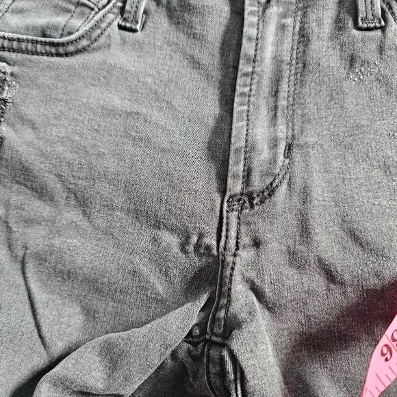 James Jeans twiggy skinny distressed faded black wash 2 - Picture 2 of 9